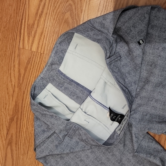 Travis Mathew shorts size 34 - Picture 9 of 9